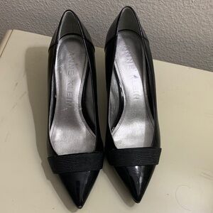 Anne Klein Black Pointed Toe Heels